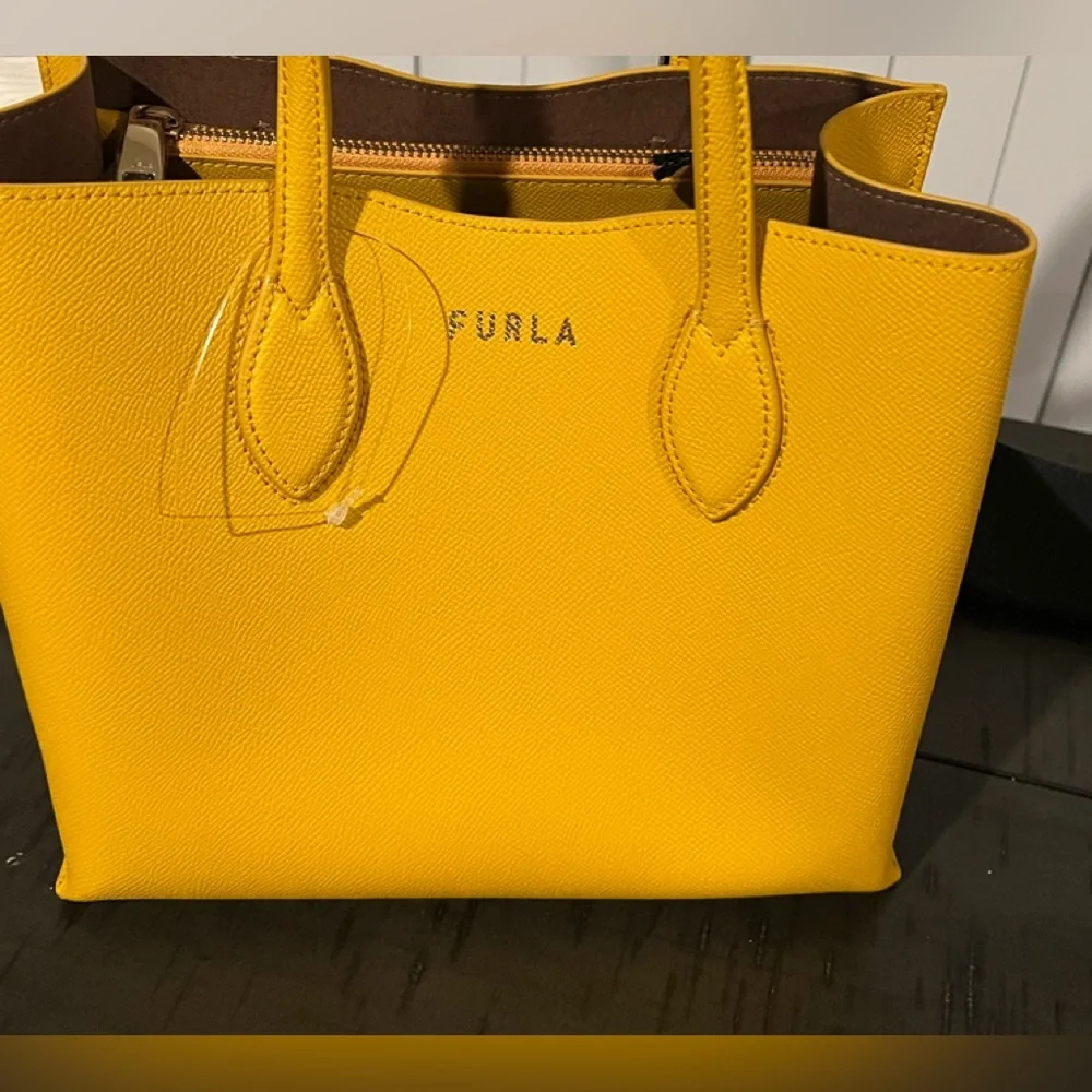 Furla bag - Picture 1 of 5
